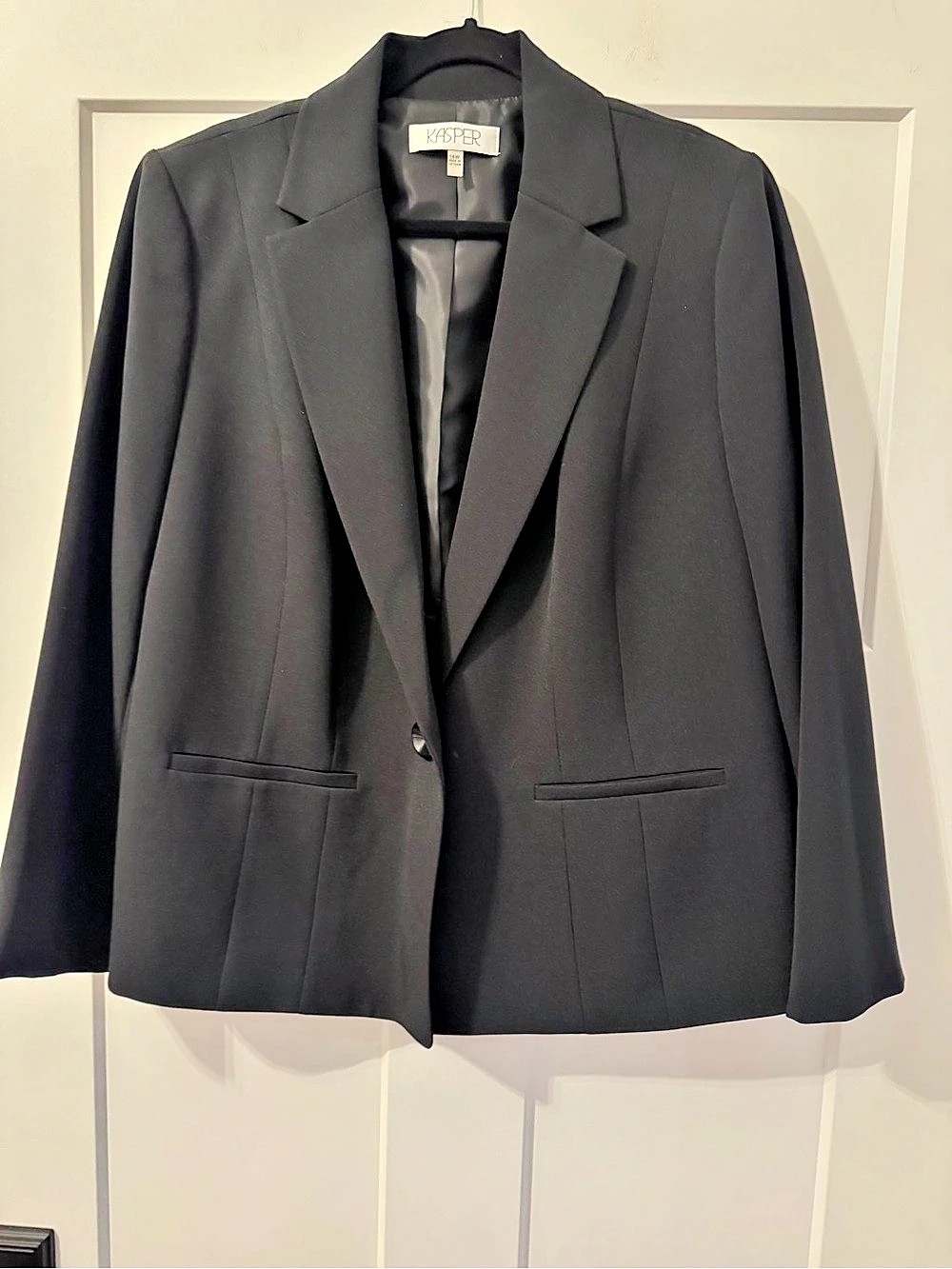 KASPER Plus Size Stretch Crepe One-Button Blazer Black 16W